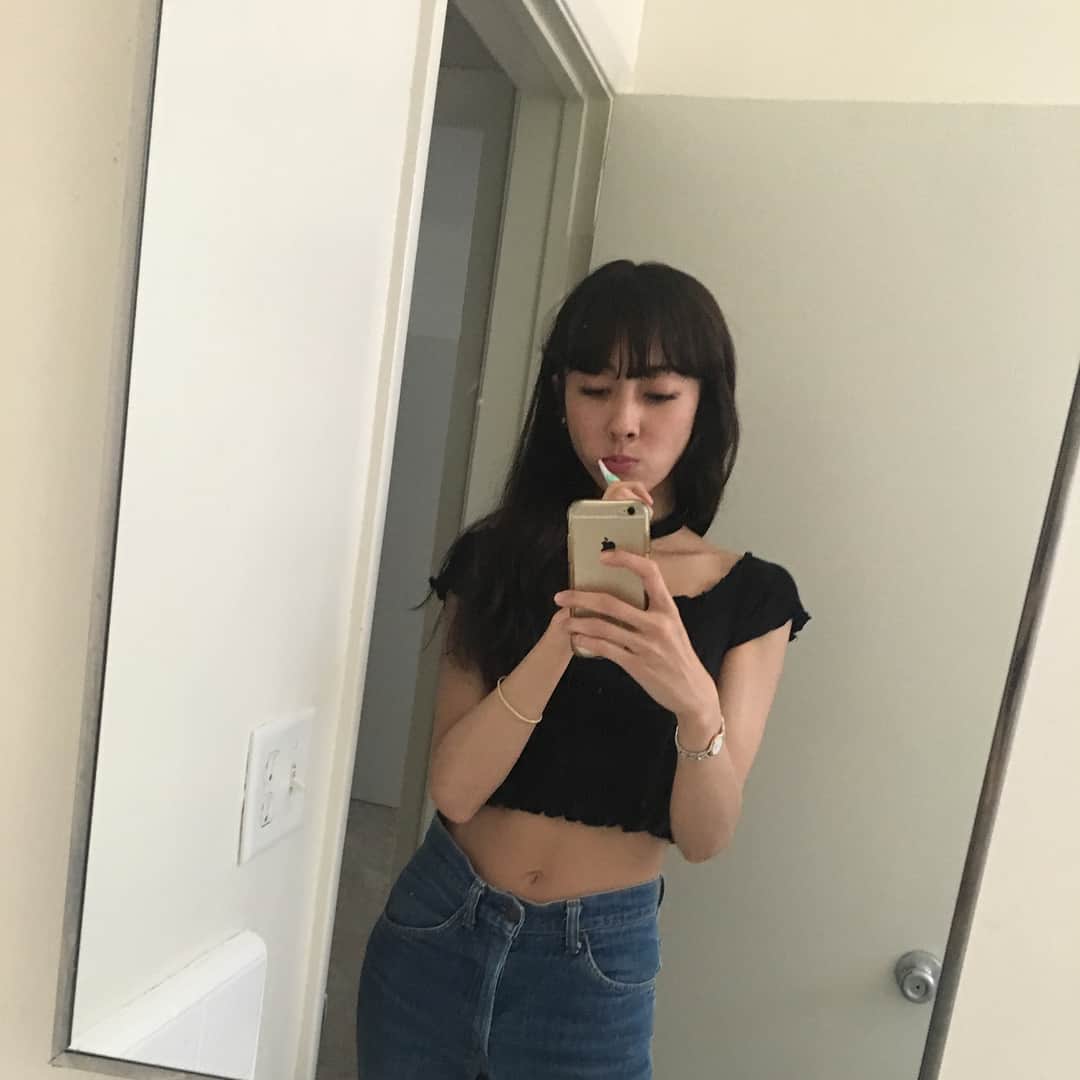 生野優子のインスタグラム：「🕓😪」