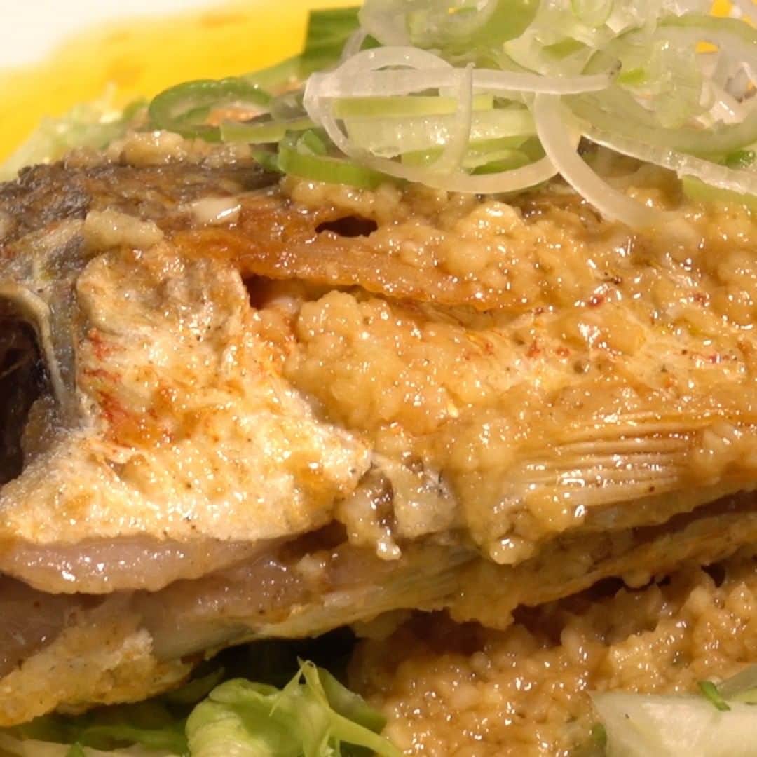 孫六のインスタグラム：「魚のバター焼きドアップ…じゅるり  #food #japanese #fish #料理 #魚料理 #バター焼き #孫シャワ」