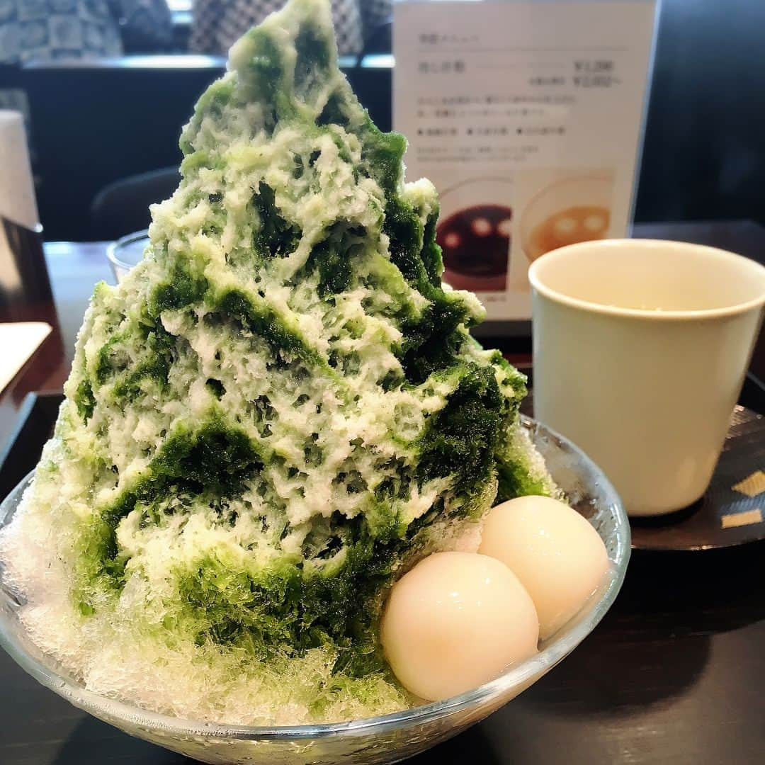 田中悦子さんのインスタグラム写真 - (田中悦子Instagram)「どうしても食べたくて とらやまで来てしまった😘😂 夏はかき氷ですよ🍧  大好きなとらやのかき氷😘😍 至福のとき😍😍😍 #かき氷 #宇治抹茶金時  #とらや #銀座 #followme」7月20日 14時56分 - etsuko.reborn25