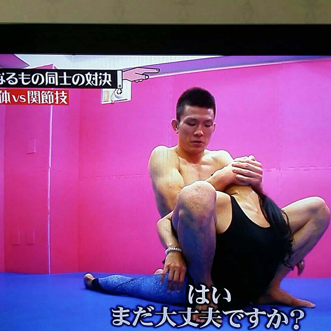 青木真也のインスタグラム：「水曜日のダウンタウンに出してもらいました。凄い。#青木真也#水曜日のダウンタウン」