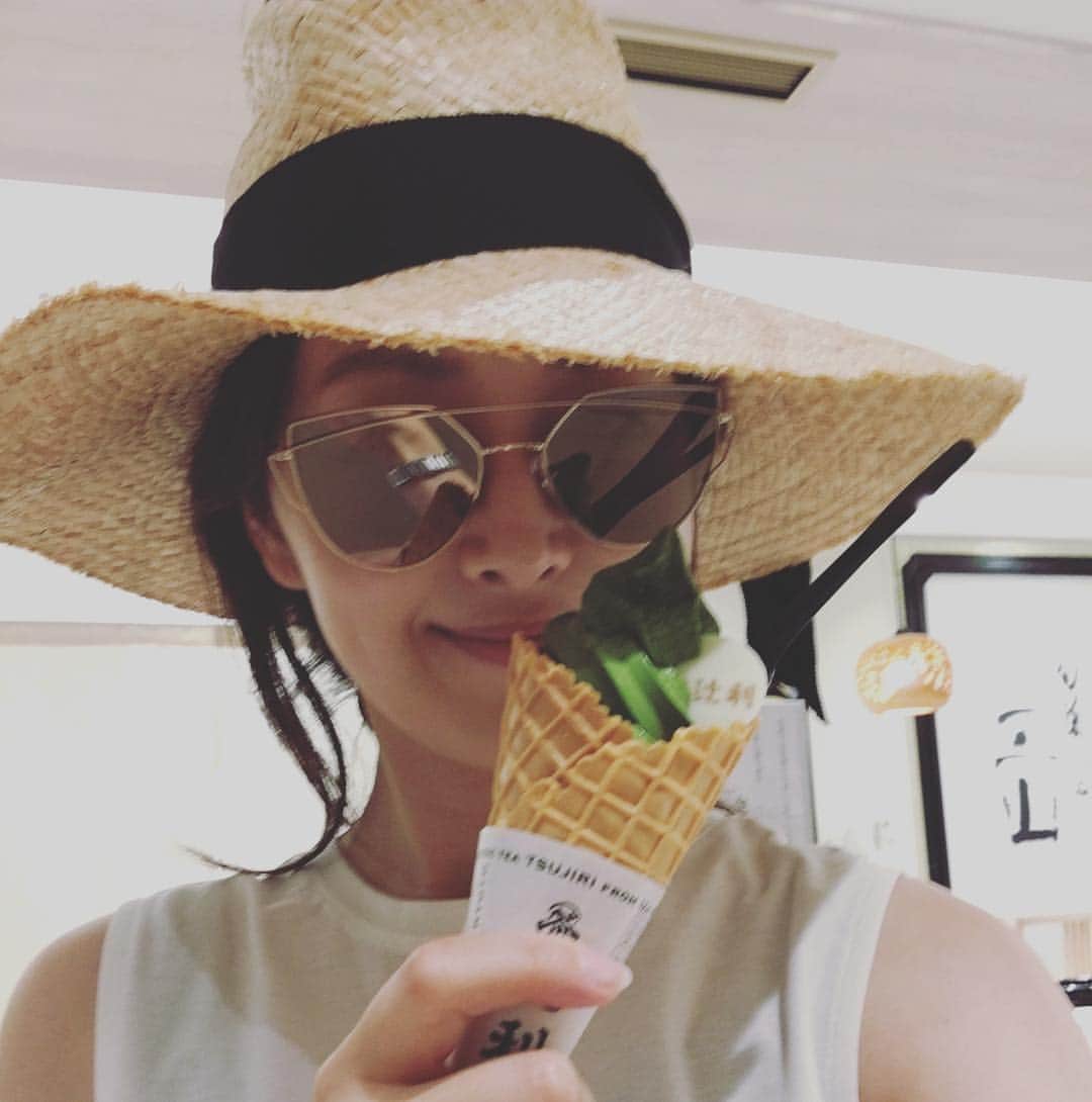 笛木優子のインスタグラム：「暑い💦暑い💦暑い💦 🍦🍦🍦」