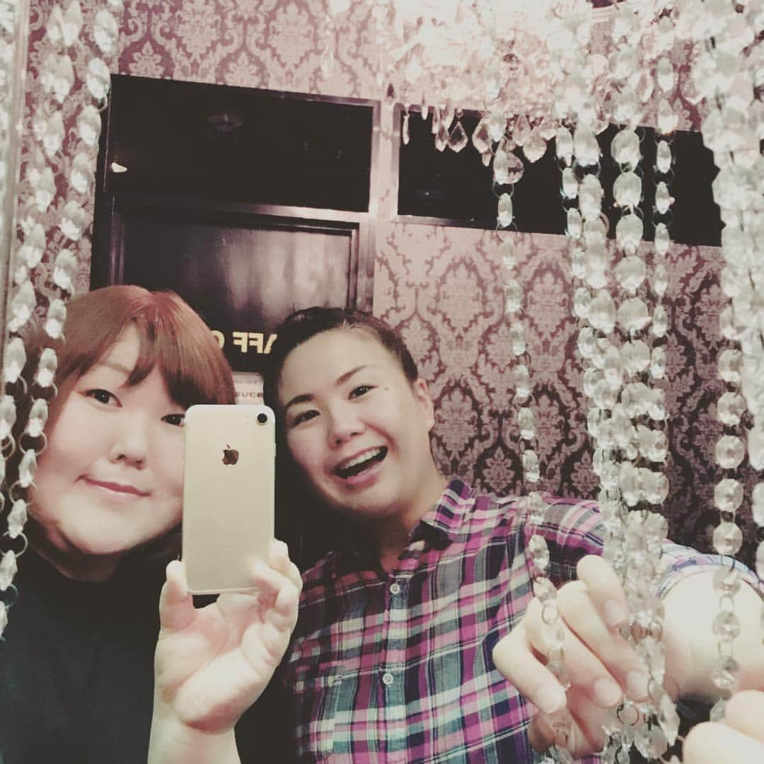 柏崎桃子さんのインスタグラム写真 - (柏崎桃子Instagram)「ダイエット仲間のしろちゃんと。 頑張って中デブ・小デブになろうなぁー！！(；▽；)と励ましあってきました。笑  たくさんのフォロー、コメントありがとうございます！ これから長い道のりになると思いますが少しでも結果出していけたらと思います。 どうぞご一緒頑張ってくださる方！励まし合いながら頑張りましょう！ ◎100日ダイエットも頑張ってます↓ 公式サイト→https://beauty-juice.jp/dayplus/diet-challenge-50/ 公式インスタ→day_plus_diet  #100日マイナス50kg #ダイエット #デイプラス #生酵素 #ダイエット #ダイエット仲間募集 #痩せる #ももち #柏崎桃子 #くまりえ #しろ田中 #ウォーキング #ジョギング #おうちごはん #手作り #お菓子 #朝ごはん #ランチ #食べないダイエットはしない」8月17日 3時07分 - momoko_kashiwazaki