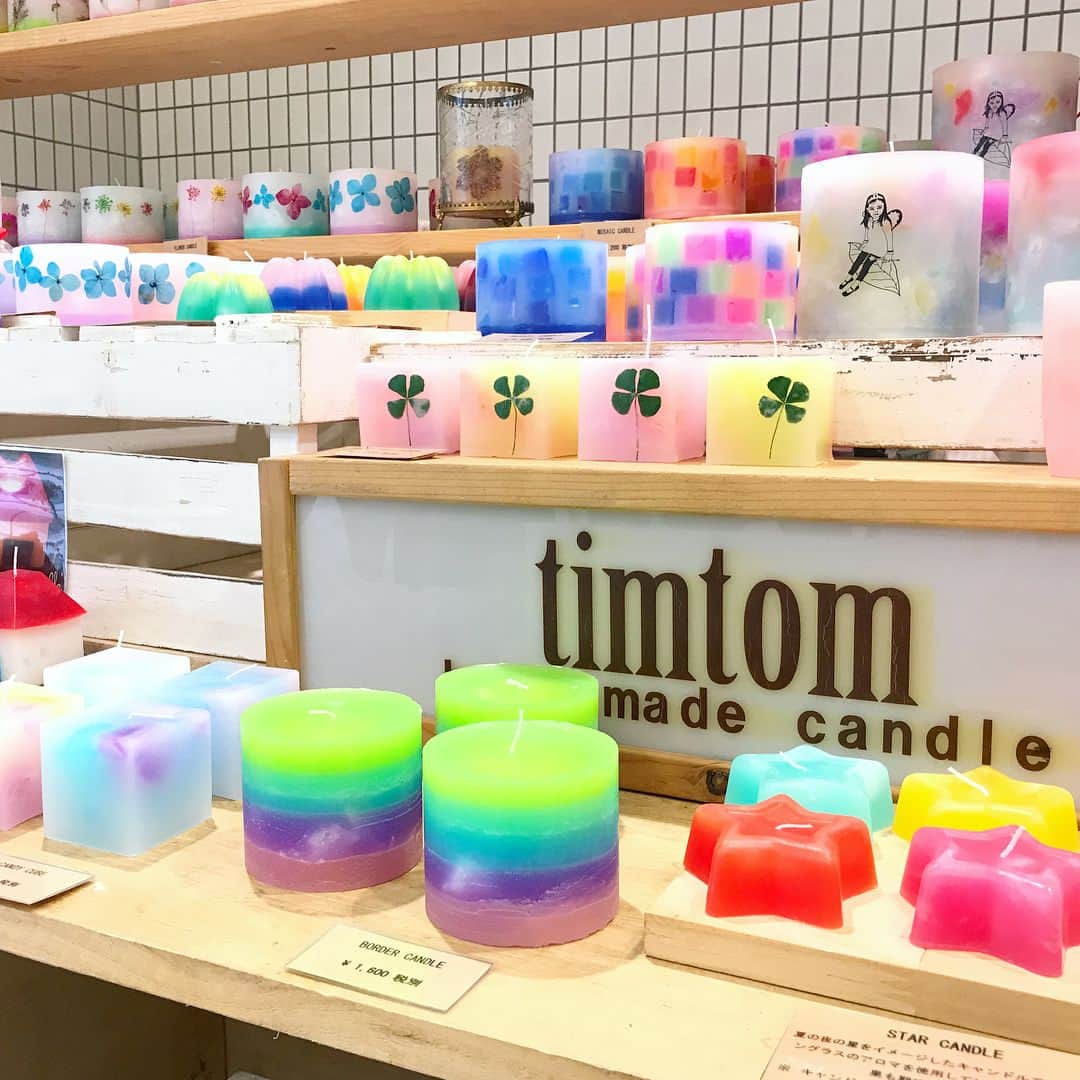 のインスタグラム：「【1F/timtom】 1F公園通り口にて、ハンドメイドキャンドルショップ「timtom」が8月24日までの期間限定OPEN!! 全てのキャンドルが１つ１つ丁寧に手作りされていて、既製品にはない暖かみのあるキャンドルです。アロマも入っていて、売り場もいい香りに包まれています🌈 是非お越しください！ #吉祥寺パルコ #timtom #キャンドル #candles #handmadecandles #アロマ #aroma #アロマキャンドル」
