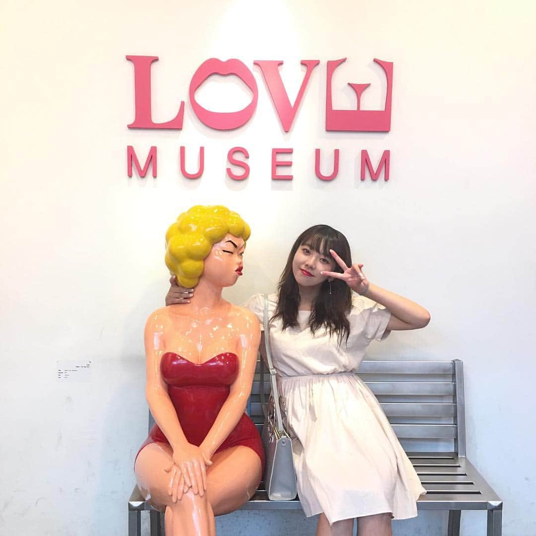 萩尾美聖さんのインスタグラム写真 - (萩尾美聖Instagram)「皆、知ってるかな？ LOVE MUSEUM❤️ 一緒にきた友達に連れられて初めて知って行ったんだけど刺激的な大人な世界でした👄 #lovemuseum  #韓国」8月17日 19時59分 - misato_hagio