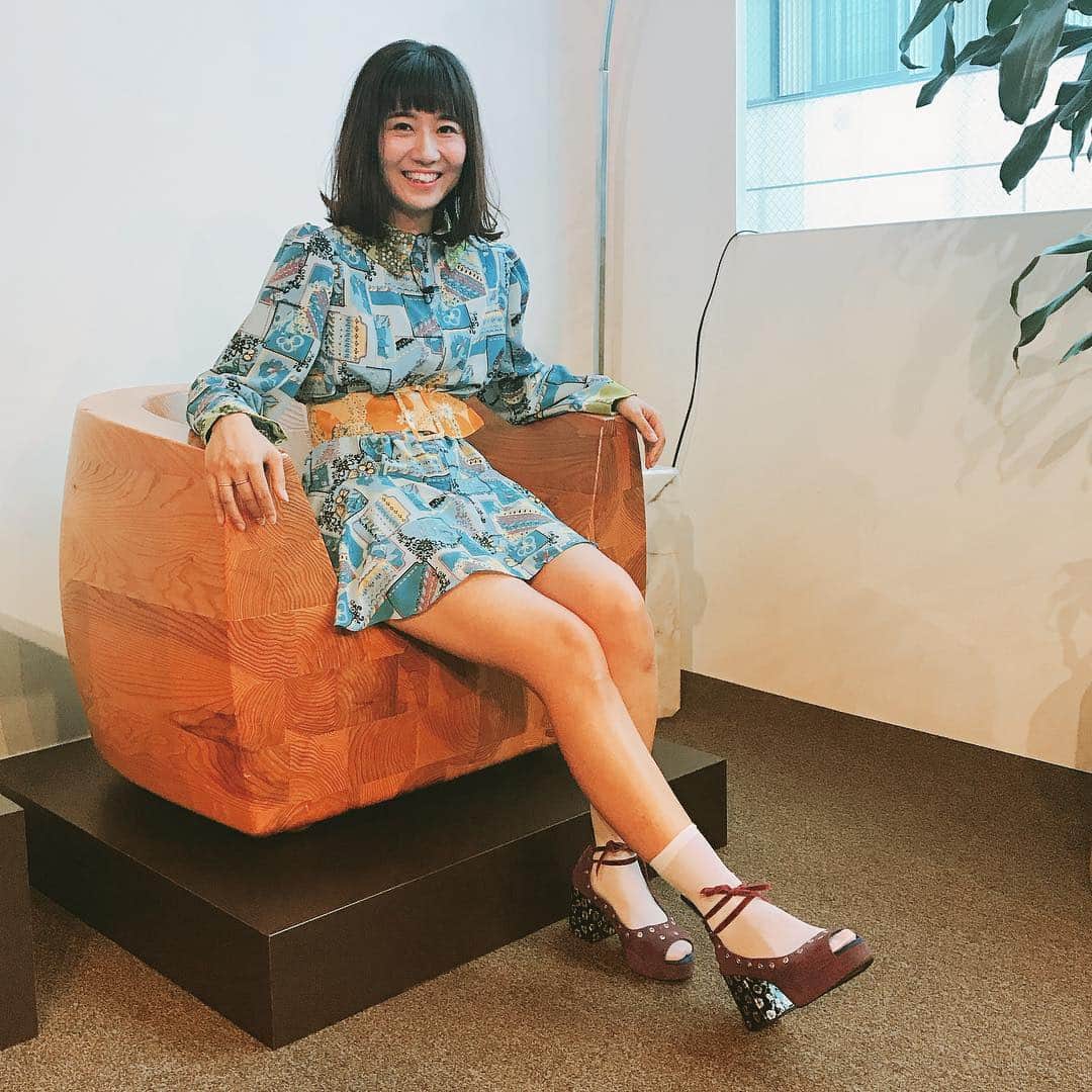のインスタグラム：「とある収録でした😀 #jennyfax #mikiosakabe」