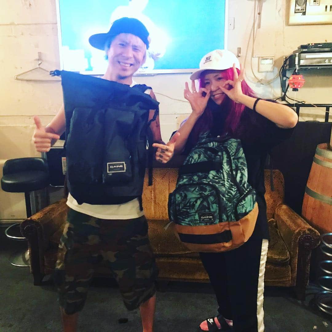 あやぺたのインスタグラム：「まささっくす先輩と環七バーいったよ！！！ DAKINEず！！！！」