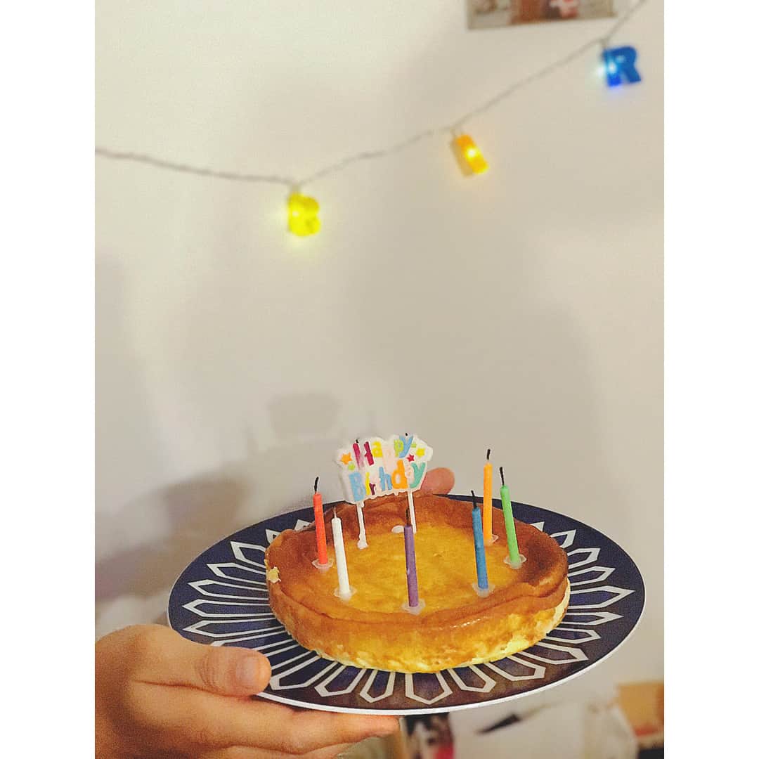 菅原沙樹さんのインスタグラム写真 - (菅原沙樹Instagram)「久しぶりに作ったチーズケーキでお祝い㊗️ おめでとう🎉」8月19日 13時09分 - saki313apo