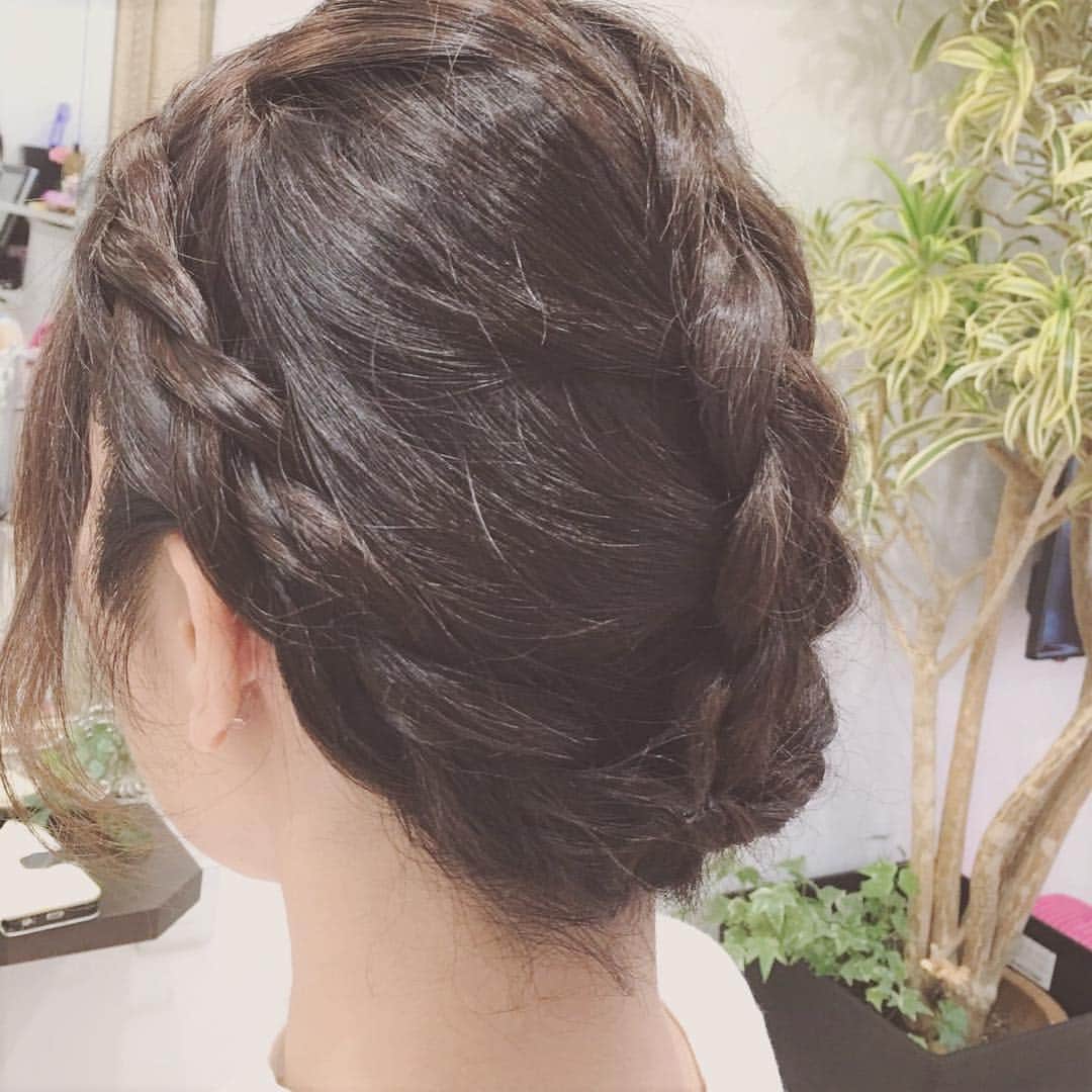 Nattyのインスタグラム：「* * #お客様STYLE * * #編み込み #ヘアアレンジ #編み込みアレンジ #ヘアセット * * #Natty #HairProduceNatty #Nattystyle #ナッティー #ヘアサロン #ヘアスタイル #ヘアカタログ #ヘア #イメチェン #2017夏カラー #夏へアスタイル #美容室 #小松市美容室 #石川県 #小松市 #hair #hairsalon #beautysalon #hairstyle #haircolor #beauty」