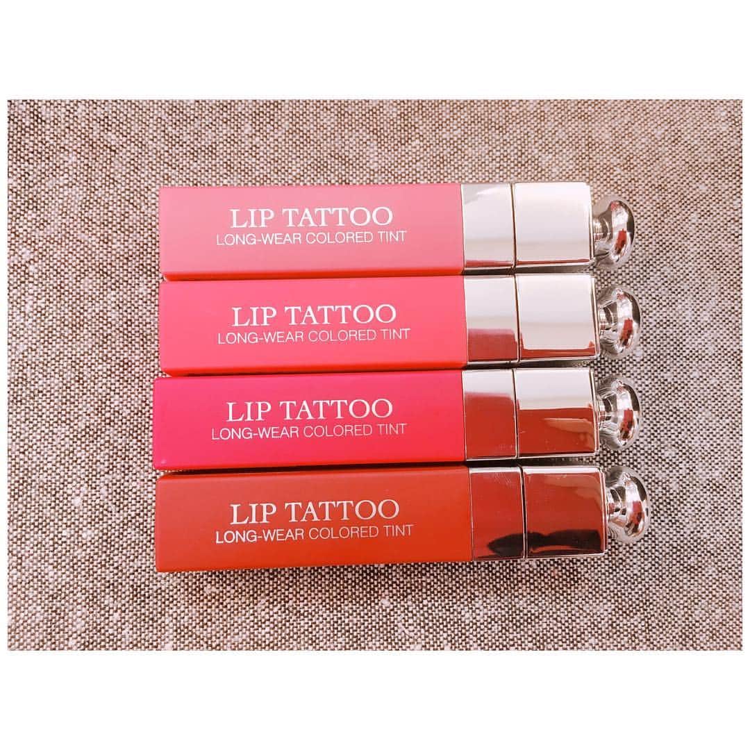 二村春香のインスタグラム：「#dior の #liptattoo ❤️ これも、大阪のメイクさんの！ これは一個、誕プレでお友達にもらったから持ってる(｡･ω･｡) #make #lip #💄」