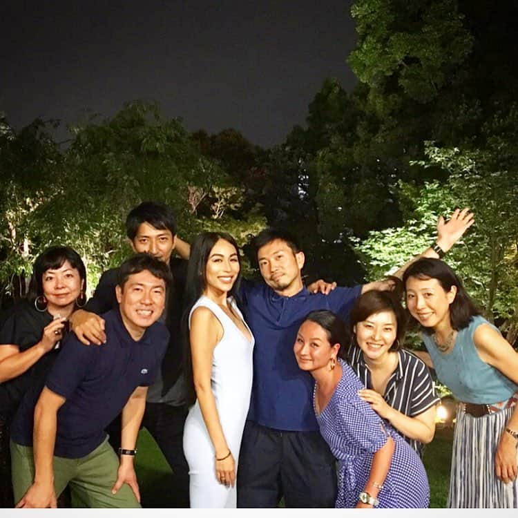 平山美香のインスタグラム：「大好き石垣野郎会🌴#石垣野郎 #ビアガーデン #friends #qedclub」