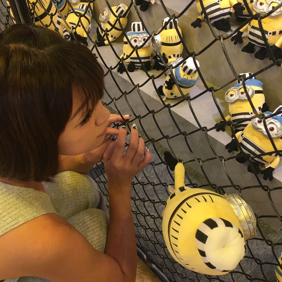 矢代梢さんのインスタグラム写真 - (矢代梢Instagram)「あべの・天王寺にミニオン脱走中！ 可愛い😍可愛すぎる😍💕 私の嬉しそうな顔よ😂😂😂 #ミニオン脱走中 #ミニオン」7月28日 13時12分 - kozue_yashiro