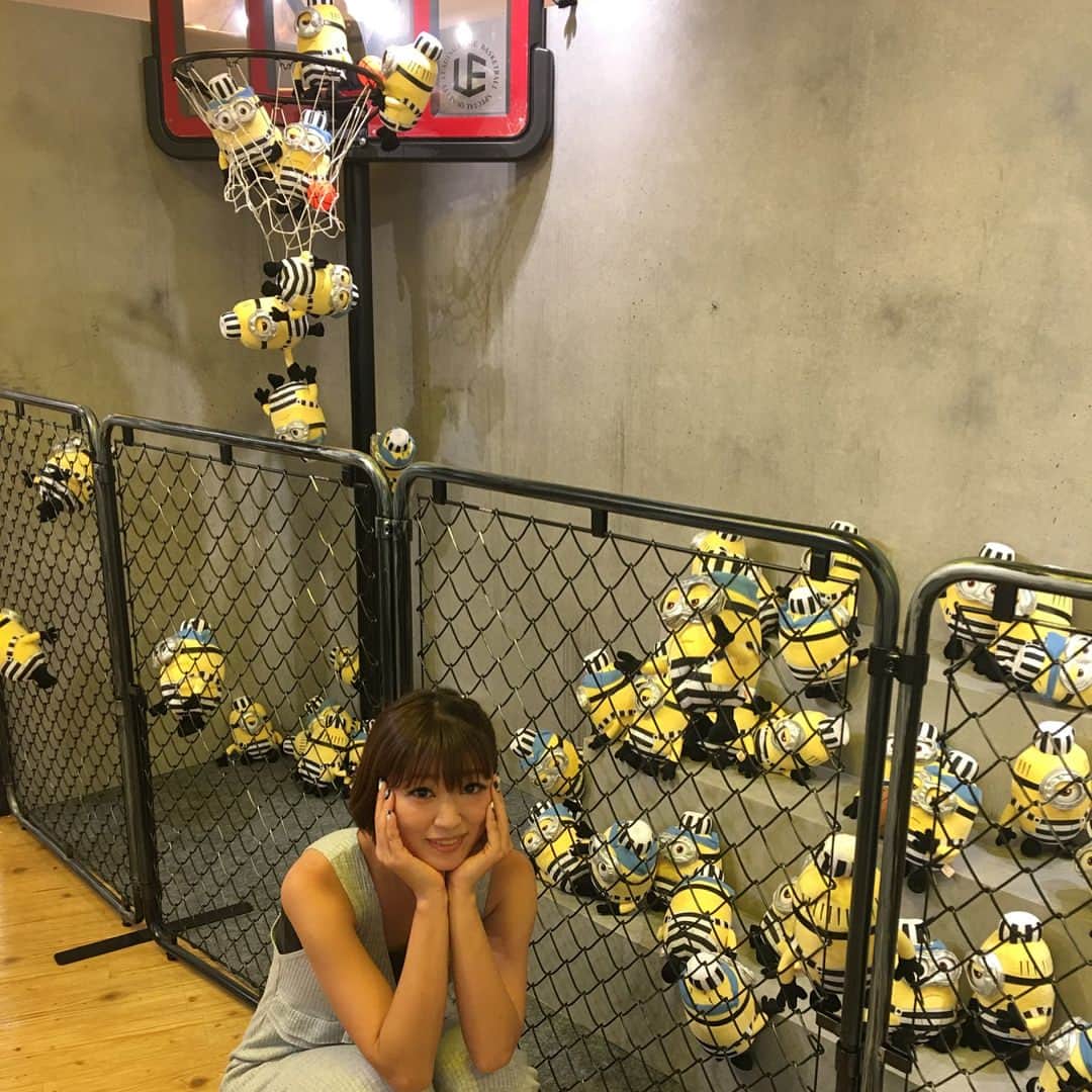 矢代梢さんのインスタグラム写真 - (矢代梢Instagram)「あべの・天王寺にミニオン脱走中！ 可愛い😍可愛すぎる😍💕 私の嬉しそうな顔よ😂😂😂 #ミニオン脱走中 #ミニオン」7月28日 13時12分 - kozue_yashiro