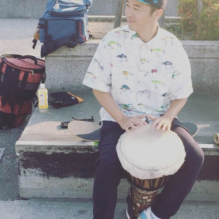 西山徹のインスタグラム：「Sound of the funky drummer 🤜🤛🏻」