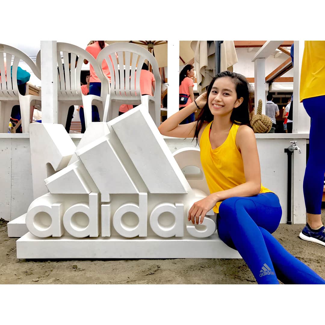 のインスタグラム：「SABON ✖️adidas MeCAMPに参加してきたよ♩  #yolo #yoloflys #yolostyle #sabonbeachhouse #sabon #adidas #mecamp #running #beach #yuigahama  @yolo.style_japan」