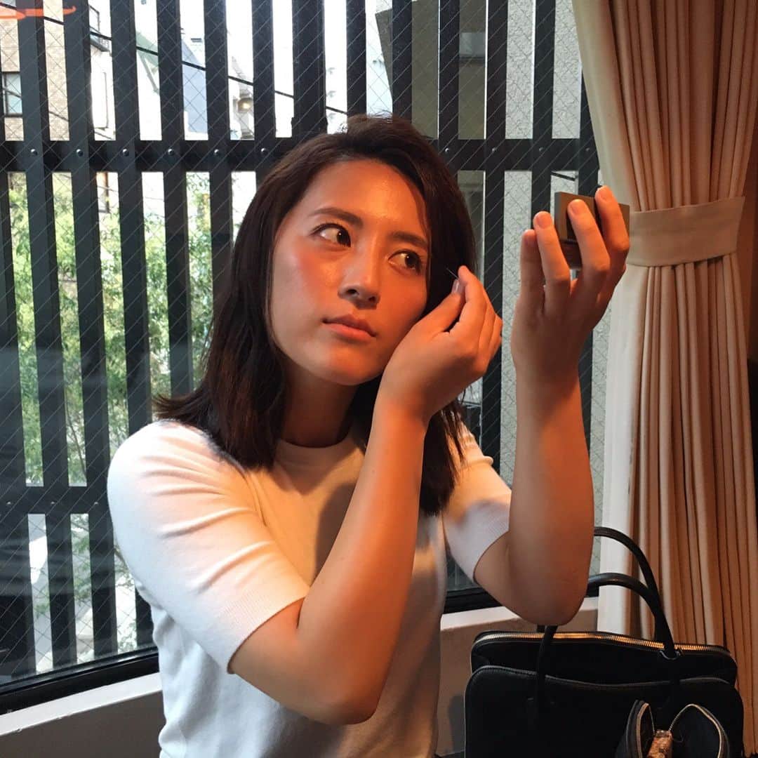 沙羅さんのインスタグラム写真 - (沙羅Instagram)「綾瀬はるか & 長澤まさみデート❤️ 待ち合わせは花笑さん同士だったよ。笑  #綾瀬はるか #長澤まさみ #福田彩乃 #沙羅 #彩乃ちゃんと初めてのデート #たまたま同じ愛知県出身 #お互い変な子だと言い合う #綾瀬ちゃんトークが止まらない #きょうは会社休みます #歩いてたらまもる発見 #インスタライブ見てくれたみんなありがとう」7月31日 12時45分 - sarapika128