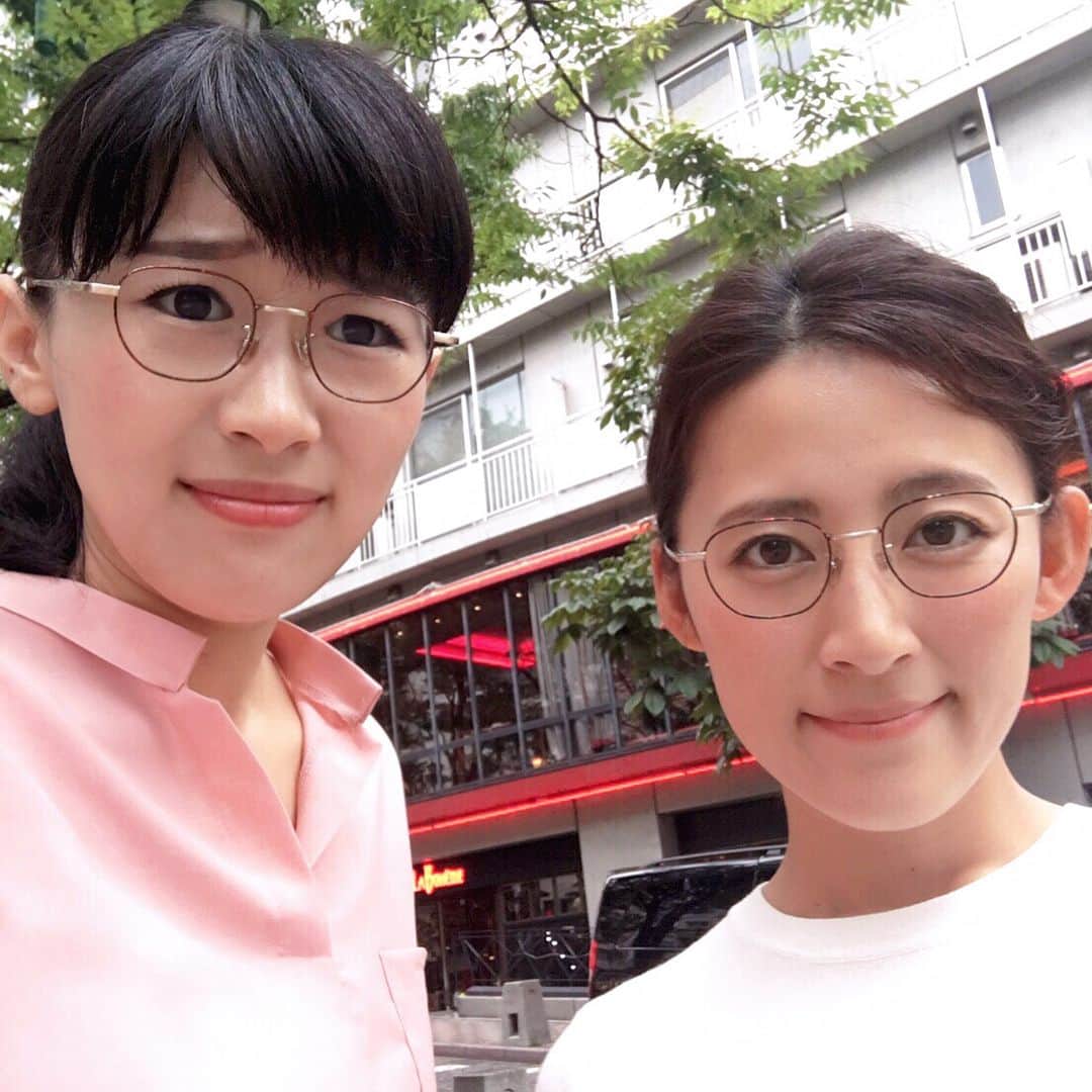 沙羅さんのインスタグラム写真 - (沙羅Instagram)「綾瀬はるか & 長澤まさみデート❤️ 待ち合わせは花笑さん同士だったよ。笑  #綾瀬はるか #長澤まさみ #福田彩乃 #沙羅 #彩乃ちゃんと初めてのデート #たまたま同じ愛知県出身 #お互い変な子だと言い合う #綾瀬ちゃんトークが止まらない #きょうは会社休みます #歩いてたらまもる発見 #インスタライブ見てくれたみんなありがとう」7月31日 12時45分 - sarapika128
