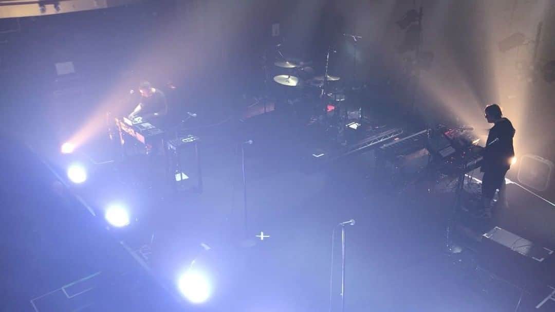 ハウ・トゥ・デストロイ・エンジェルスのインスタグラム：「a little bit of htda at the nin show <333」