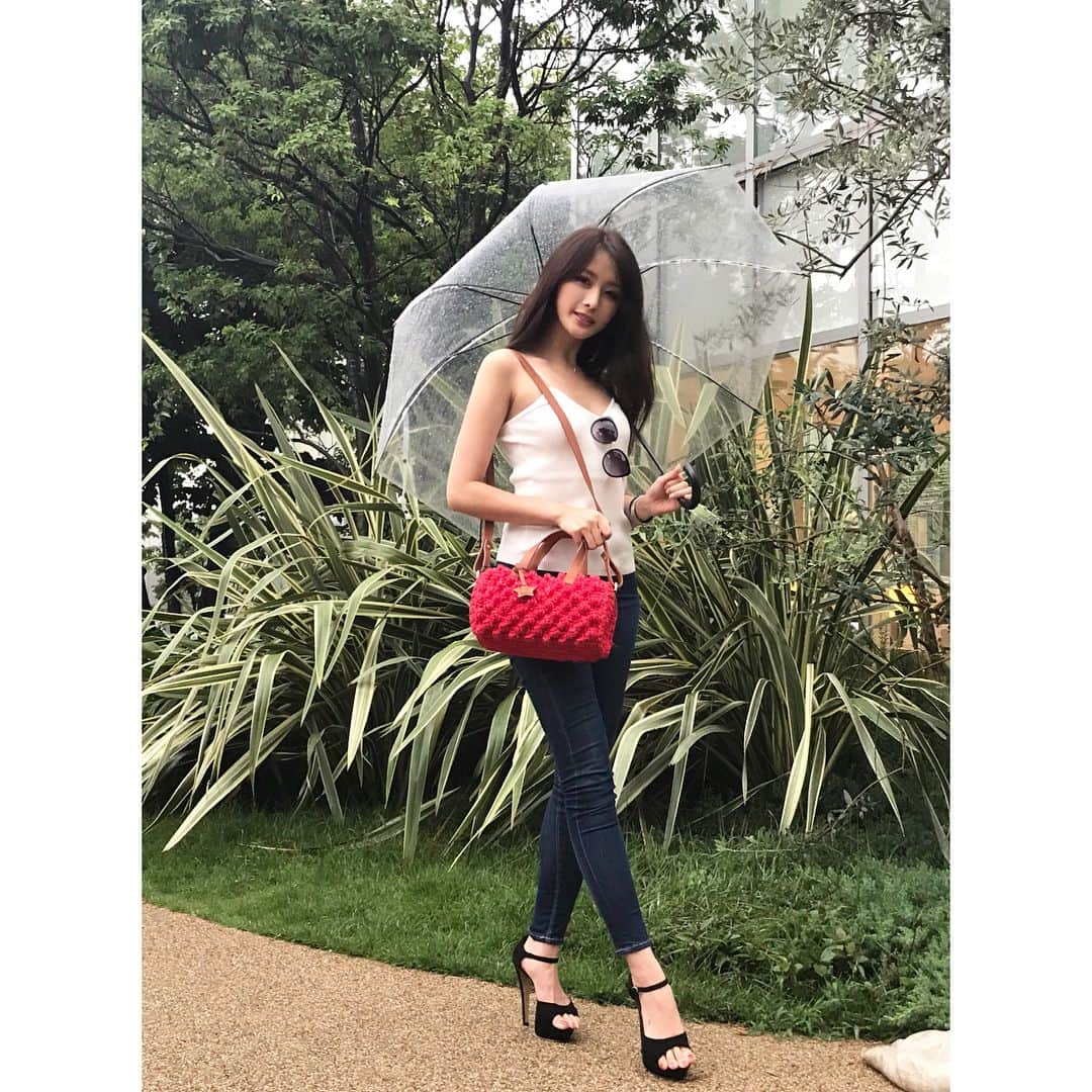 CHIHAさんのインスタグラム写真 - (CHIHAInstagram)「Thank you so, so much. It's so cute bag and my favorite color!! I'll treasure it use it for a long time..❤️ Thank you for cherishing me. I'm so happy😢💓xxx  #todayscoordinate #coordinate #MISSONI #balenciaga  #instalive #instalike  #selfie  #likeforlike #like4like #followme #follow4follow #love #happy #scenery #likeforfollow #lifestyle #lifestyleblogger #pubg #happytime #tokyo #japan #instadaily #instagood #instalike #ilovemyfollowers #instagoodmyphoto」8月2日 2時45分 - chiha6170