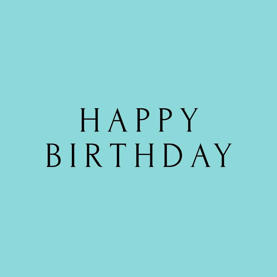 小祝麻里亜のインスタグラム：「今日はだいすきな我が父と、お世話になってるお姉さんの誕生日🎂  HAPPY HAPPY HAPPY BIRTHDAY!!! . 8月生まれのみなさんも、おめでとうございます🎉🎉 ＿＿＿ #birthday#happybirthday #誕生日  @eriko_fujimoto_0802」