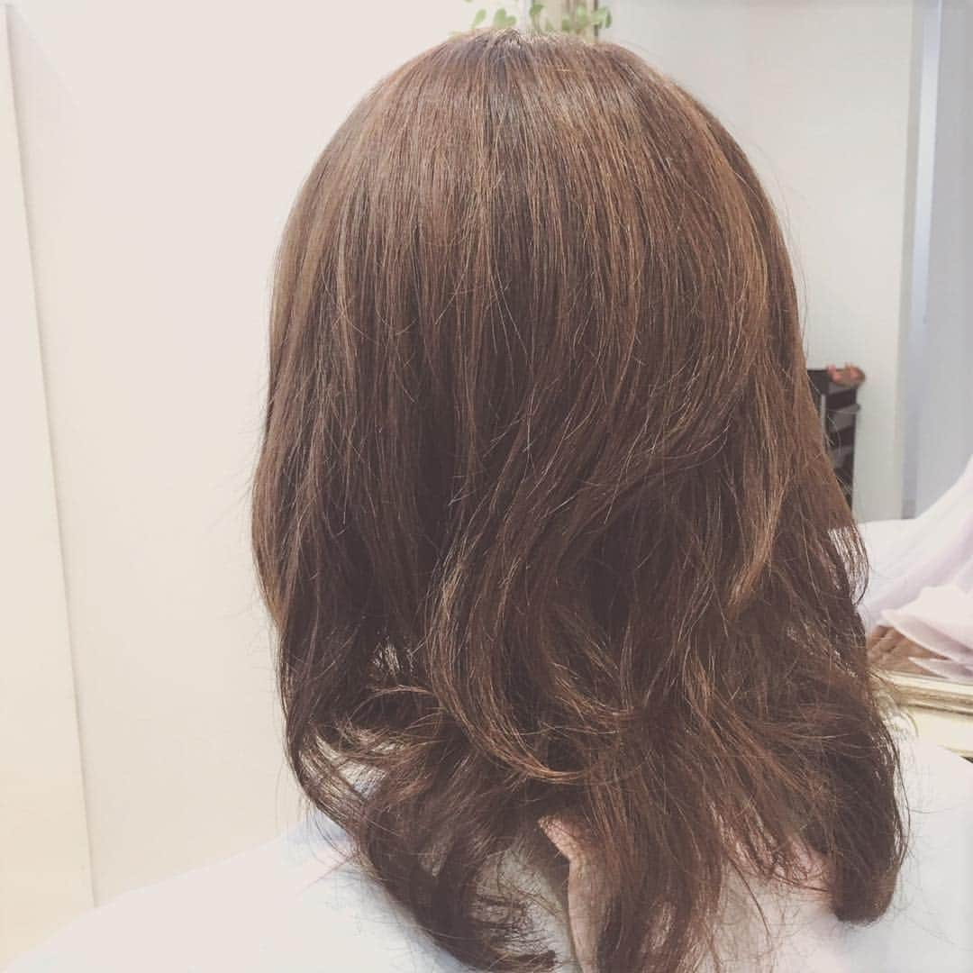 Nattyさんのインスタグラム写真 - (NattyInstagram)「* * #お客様STYLE * * #ふんわりヘア ＃パーマ #ナチュラルヘア #カラー * * #Natty #HairProduceNatty #Nattystyle #ナッティー #ヘアサロン #ヘアスタイル #ヘアカタログ #ヘア #イメチェン #2017夏カラー #夏へアスタイル #美容室 #小松市美容室 #石川県 #小松市 #hair #hairsalon #beautysalon #hairstyle #haircolor #beauty」8月2日 16時22分 - hairproducenatty