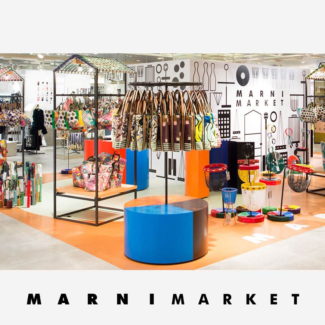 マルニさんのインスタグラム写真 - (マルニInstagram)「Marni Market is finally in Japan. Discover the powerful world of #Marni at Umeda #Hankyu, Osaka, until August 15th. #MarniMarket マルニ・マーケットが再び日本に戻ってきます。本日よりマルニの世界を余すことなく表現したポップアップショップを阪急うめだ本店にて開催。8月15日まで」8月2日 21時43分 - marni