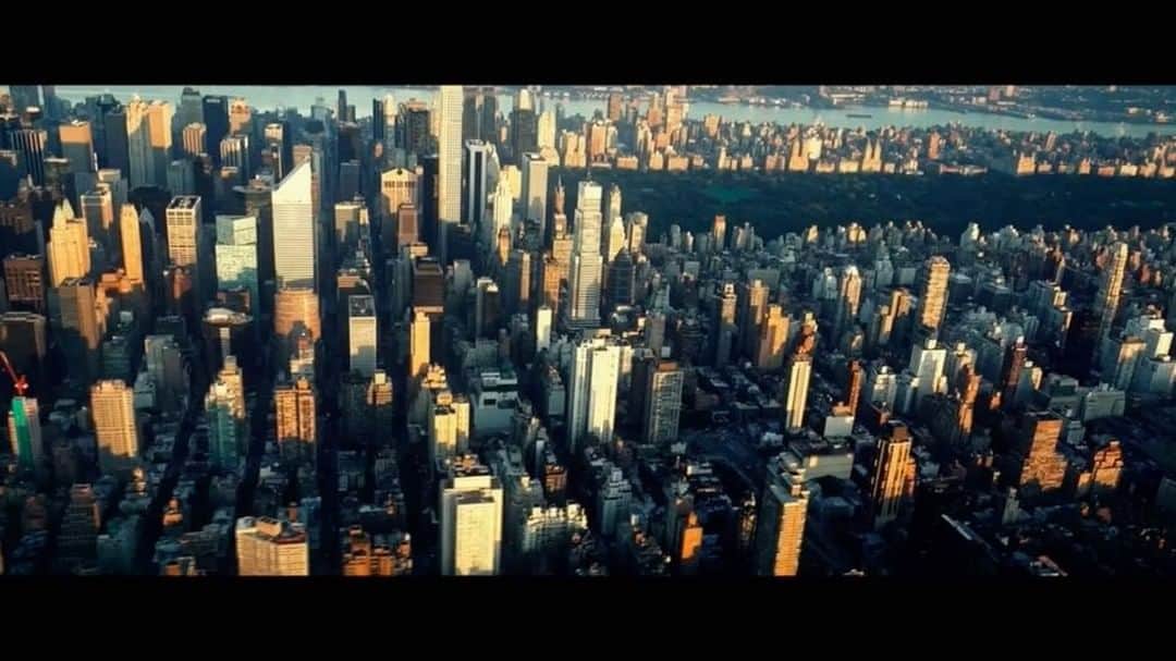 チャーリー・シーンのインスタグラム：「Humbled at the  opportunity to tell  this story,  where heroes & human heart  intersect. We will  never forget www.911movie.film」