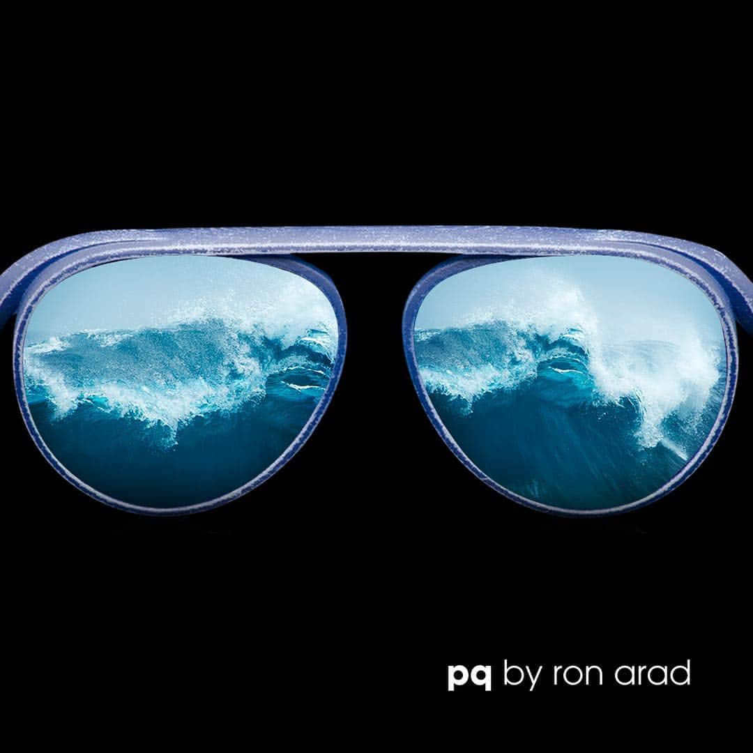 ピーキュー アイウェアのインスタグラム：「Surf the wave of perfection.⠀ #D311 #DFrame #pqbyRonArad⠀ #BeAntiordinary #Sunglasses #eyewear #3Dprinting #3Dprinted #3dprinter #3dprint #color #blue #sea  #style #eyewearfashion #design #glasses #pqeyewear」