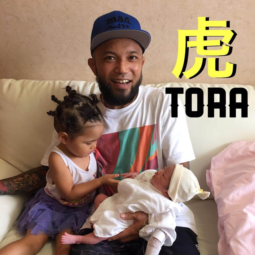 山本”KID”徳郁さんのインスタグラム写真 - (山本”KID”徳郁Instagram)「命名 虎🐯 Named "TORA" 娘の名前決まりました！ 虎ちゃんです！ みなさんよろしくお願いします。」8月4日 21時54分 - kid_yamamoto