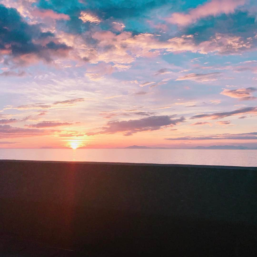 武田雛歩のインスタグラム：「夕方からのお空は綺麗でした💞✨」