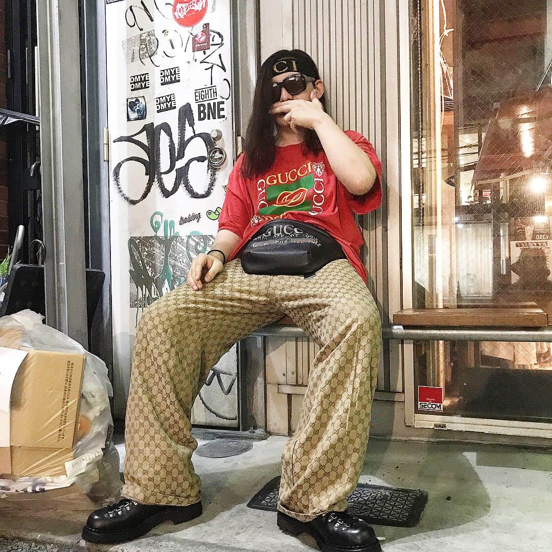 ロザッチのインスタグラム：「#gucci  #gucciglasses #cococapitan #vintagegucci」