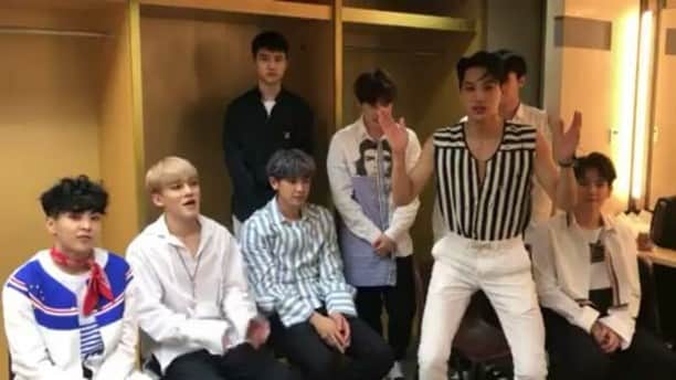 のインスタグラム：「🍑HAPPY EXO L DAY . . . @weareone.exo  @oohsehun  @real__pcy  @baekhyunee_exo  @zyxzjs  ขอบคุณที่อยู่ด้วยกันมาตลอดนะ We are one forever! . . .」