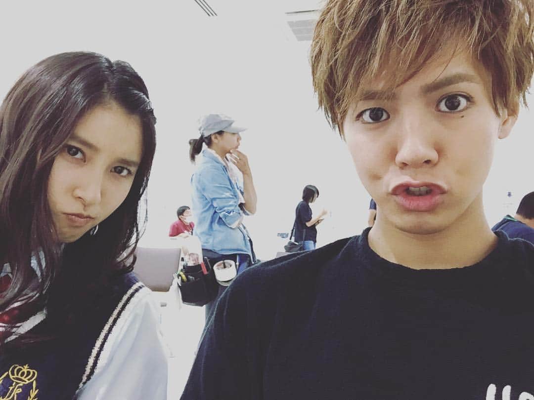 兄に愛されすぎて困ってますのインスタグラム：「#橘兄妹 #セルフィー #この時からお兄カメラ #土屋太鳳 #片寄涼太 #兄に愛されすぎて困ってます #兄こま #大ヒット公開中」