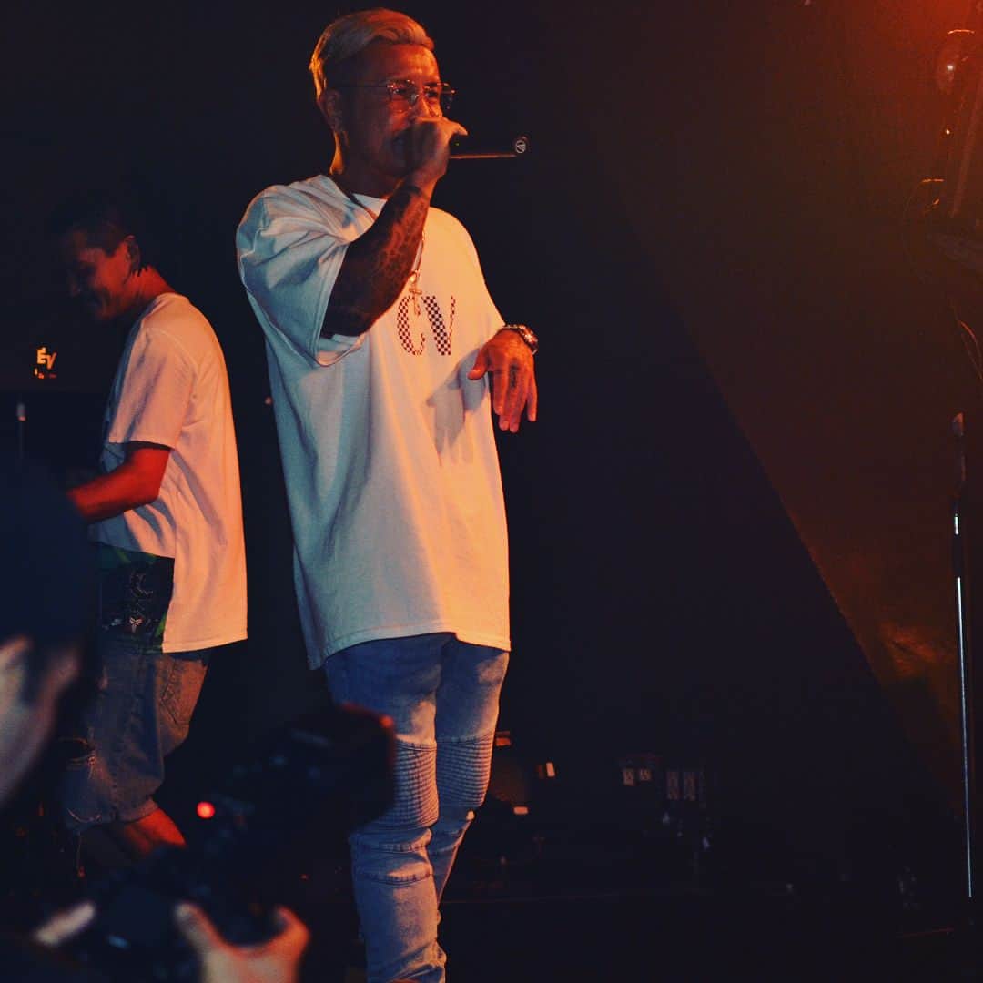 武井勇輝さんのインスタグラム写真 - (武井勇輝Instagram)「・ 渋谷ありがとうございました。 ・ ・ ・ ・ #live #tokyo #shibuya #渋谷 #hiphop #rapper #rap #tatoo」8月6日 5時12分 - takeiyuuki