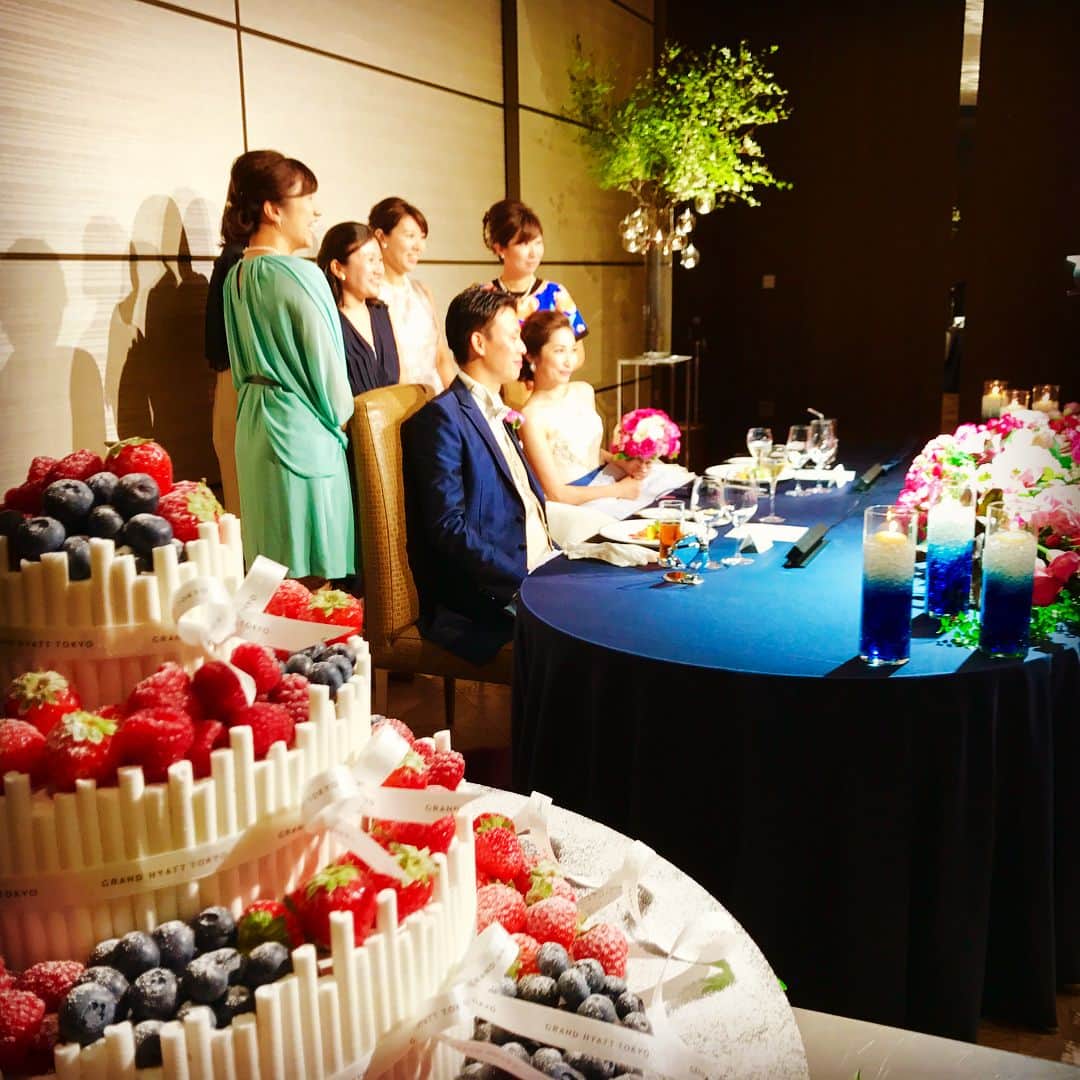 井上英里香さんのインスタグラム写真 - (井上英里香Instagram)「結婚式♡  #知人の結婚式 #mc #wedding  #六本木 #グランドハイアット東京 #幸せオーラいただきました」8月6日 19時00分 - ribbonhome.erika