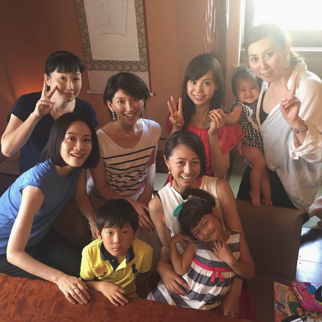 樹神さんのインスタグラム写真 - (樹神Instagram)「前事務所・セントラルのみんなと懐石ランチ。  お子達みんな可愛いくて、遊んでもらって癒やされました。  それはそうと、お母さん達みんなバイタリティ溢れてて、変わらず可愛い。  #櫓心祜#懐石料理#ランチ#名古屋#セントラルジャパン#cj#lunch#」8月8日 17時16分 - kotamaofficial