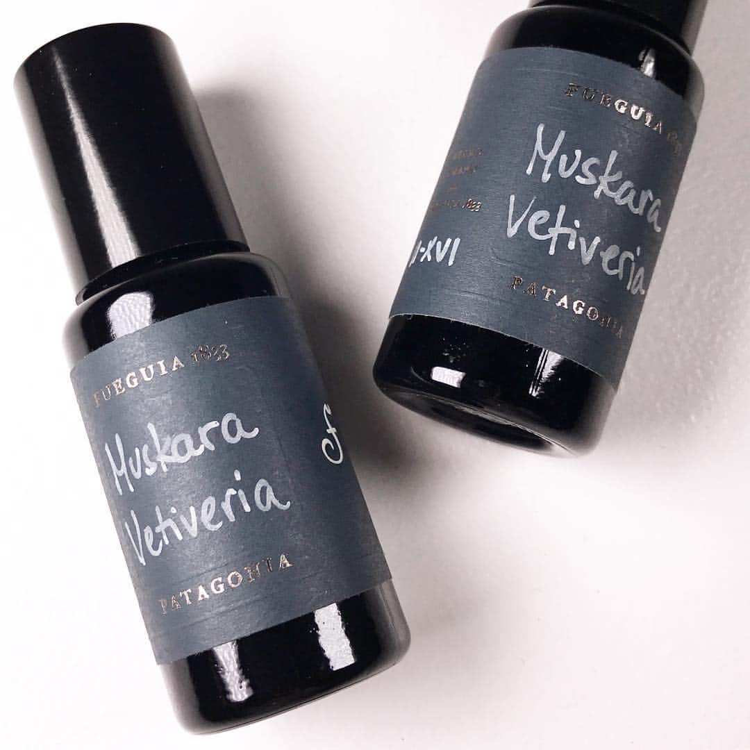 Fueguia Japanのインスタグラム：「Exclusively special . Only available in Tokyo. MUSKARA VETIVERIA in Perfume Oil. A true collector item ! #ほぼ奇跡 #レアアイテム #fueguia #fueguia1833 #nichefragrance #julianbedel」