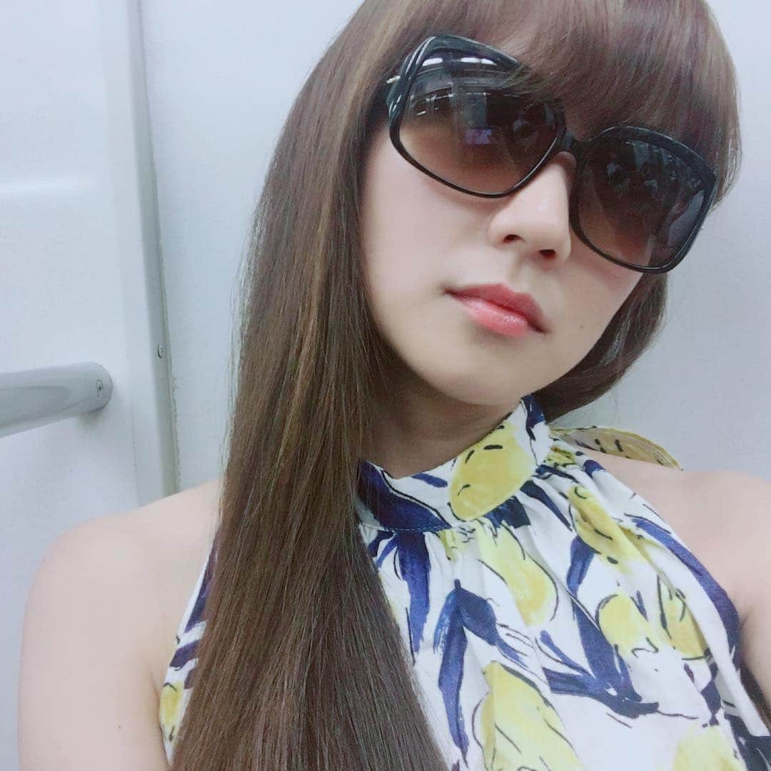 段文凝のインスタグラム：「山の日だけど… 虫が苦手で、行かなかった（￣〜￣） ﾑﾆｬﾑﾆｬ みなさん、どこへ行きました？  #山の日 #虫苦手」
