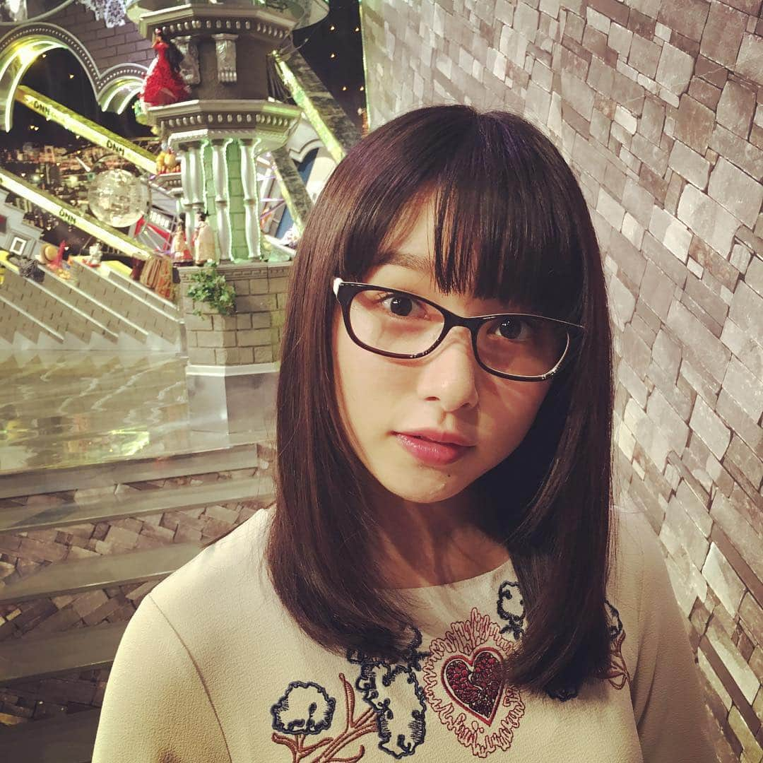 桜井日奈子スタッフのインスタグラム：「このあと0:10からNHK総合「真夏のお笑い夜どおしフェス どぅっかん！どぅっかん！」ショートコント、オンエア！ そして、来週のフジテレビ系「全力脱力タイムズ」にも出演します！」