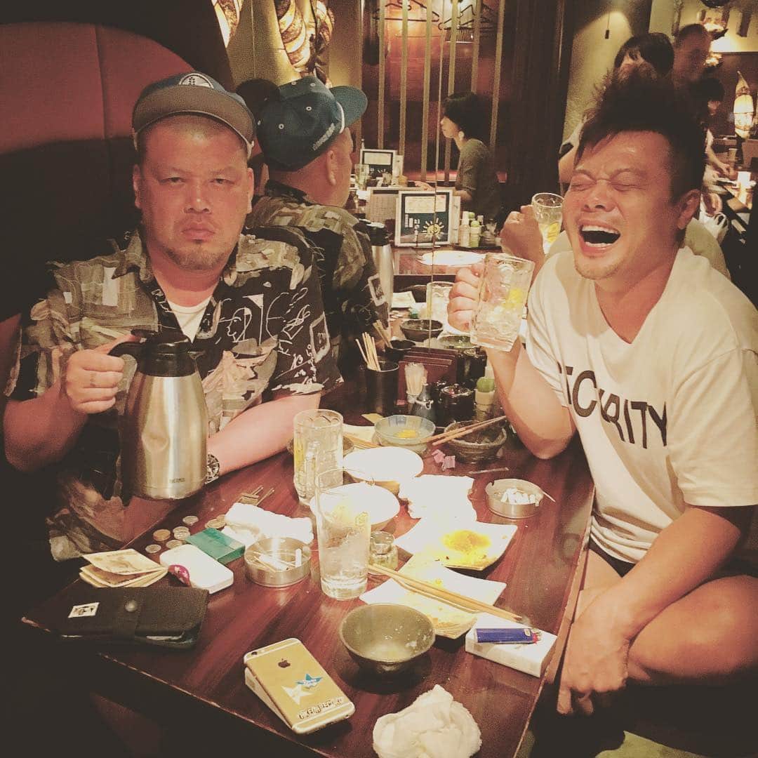 佐田正樹さんのインスタグラム写真 - (佐田正樹Instagram)「久々師匠とお酒飲んで楽しかったでしょ。 #穴場のお店 #飯全部 #うまかった #酒もすすむ #話もはずむ #そりゃ二人とも笑顔なるよね」8月12日 0時38分 - satakisama