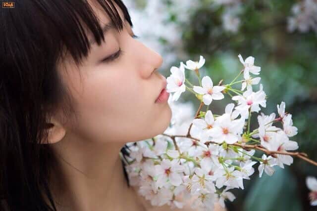 のインスタグラム：「#yoshiokariho #rihoyoshioka #吉岡里帆 #グラビア #セクシー #美女 #バラエティ #sexy #jav #instagram #instafashion #instadaily #instagood #porn #小松菜奈 #石原さとみ #逢沢りな」