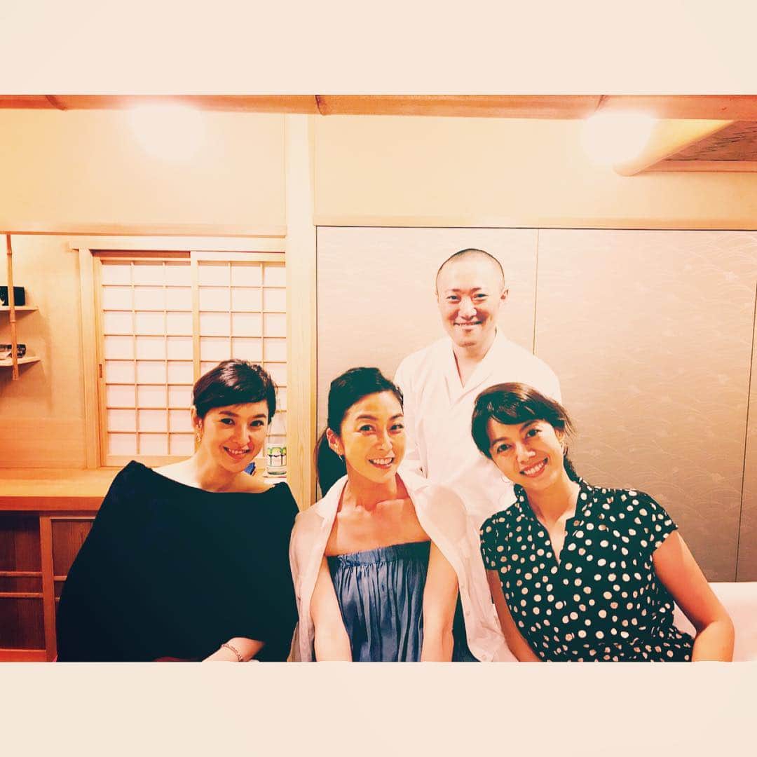 秋本祐希のグルメインスタ