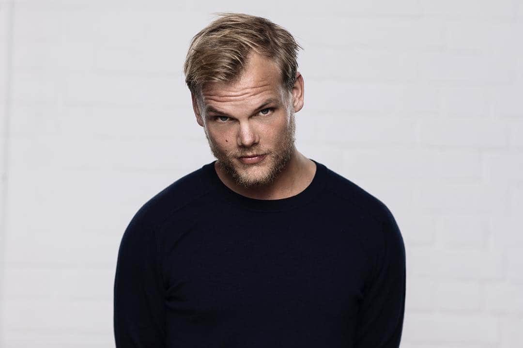 Aviciiさんのインスタグラム写真 - (AviciiInstagram)「Which is your favourite song from the new EP?」8月14日 3時26分 - avicii
