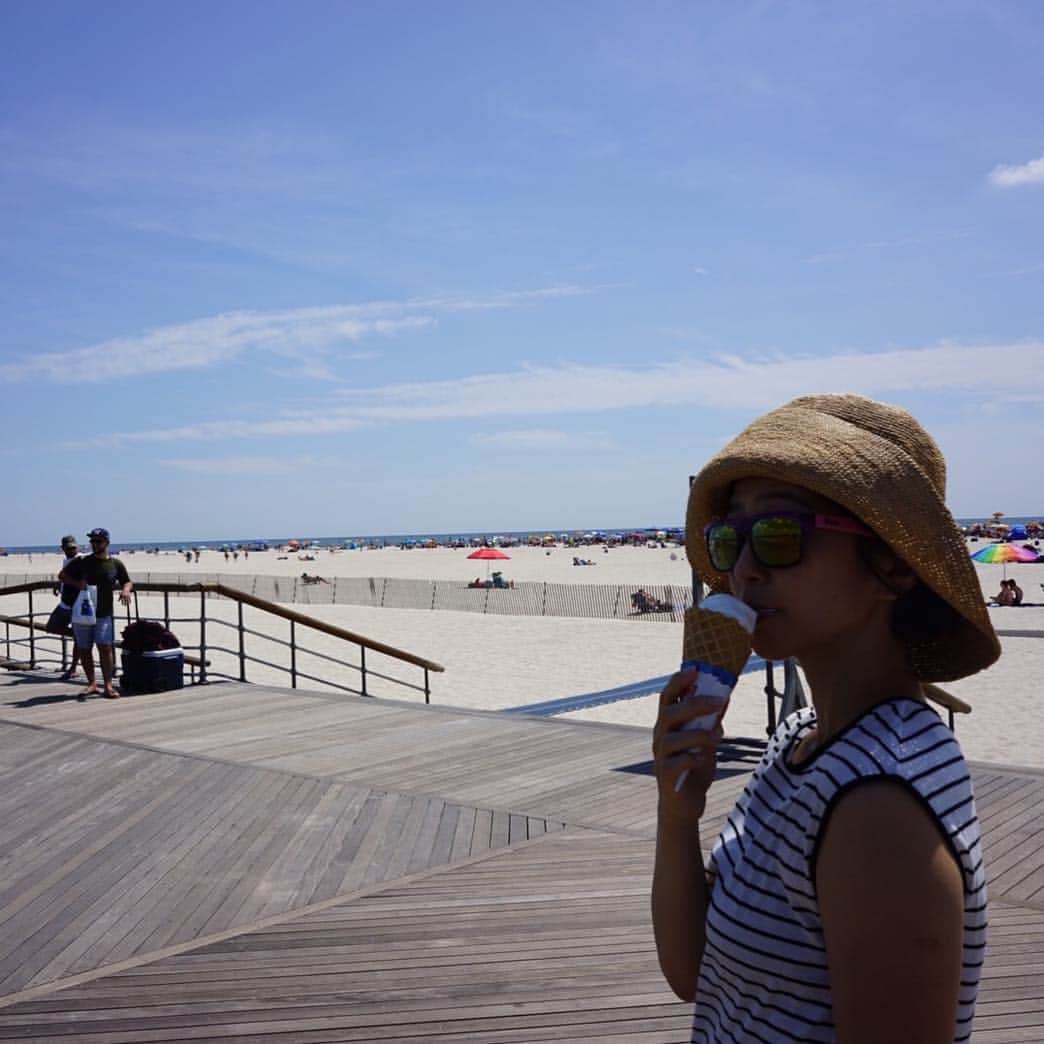 久保田智子のインスタグラム：「#summer in #newyork ☀️🗽😎 ニューヨークの夏はそろそろ終わりそうです。ふと流れる風に秋の気配を感じます。」
