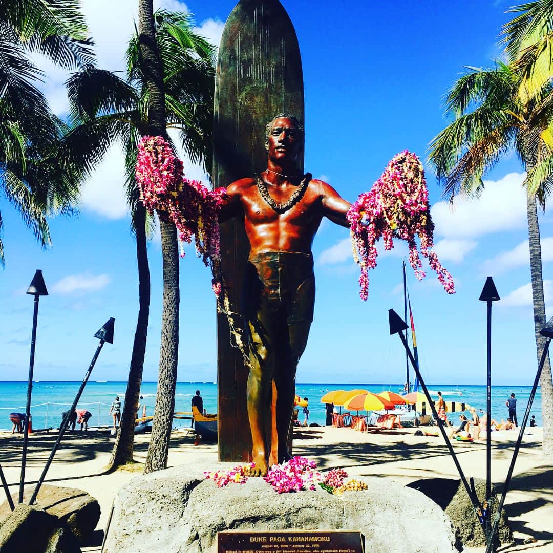 岩上愛美さんのインスタグラム写真 - (岩上愛美Instagram)「#hawaii #hawaii'slife #waikiki #pasta #beach #sea #ocean #kailua #kailuabeach #swimwear #bikini #bar #sexonthebeach #summervacation #summer #honolulu」8月14日 9時49分 - amiiwakami