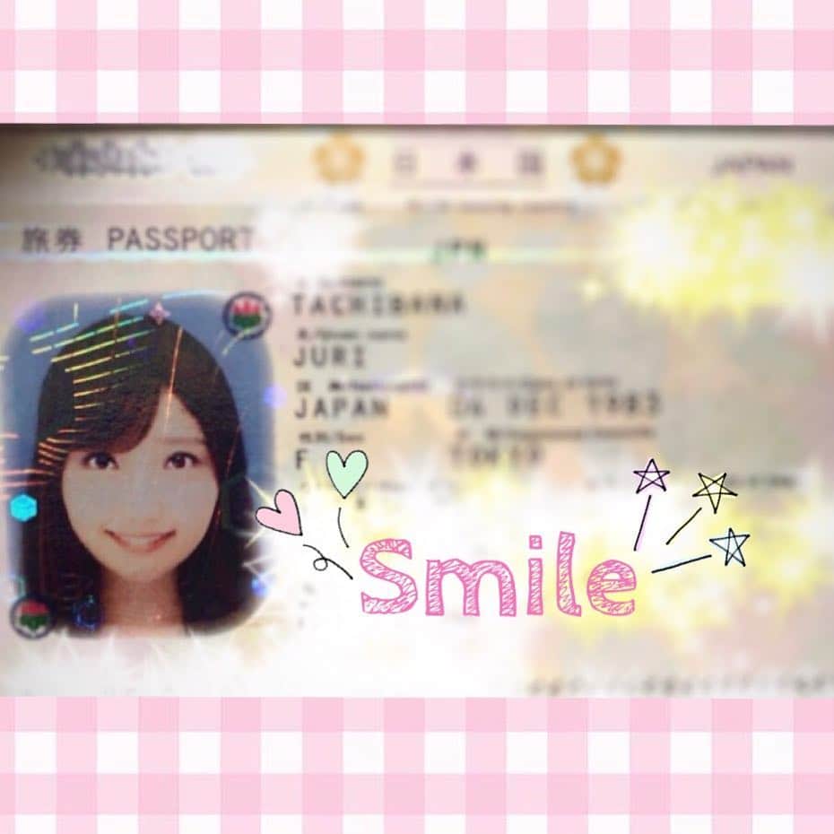 橘珠里さんのインスタグラム写真 - (橘珠里Instagram)「更新したパスポート✈️✨ : 笑顔が好きなので 自然な笑顔で撮りました☺️ : 世界中の人と 笑顔で挨拶したいな🎶 ............ #smile #passport #passportphoto #passportpic #smilepic #me #japanese #ilovesmile #travel  #パスポート写真 #パスポート #パスポート更新 #笑顔証明写真 #にこにこ #笑顔パスポート #スマイル #スマイルパスポート」8月15日 20時06分 - jurinu