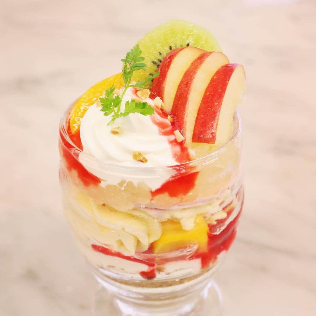 神戸製菓専門学校（公式）のグルメインスタ