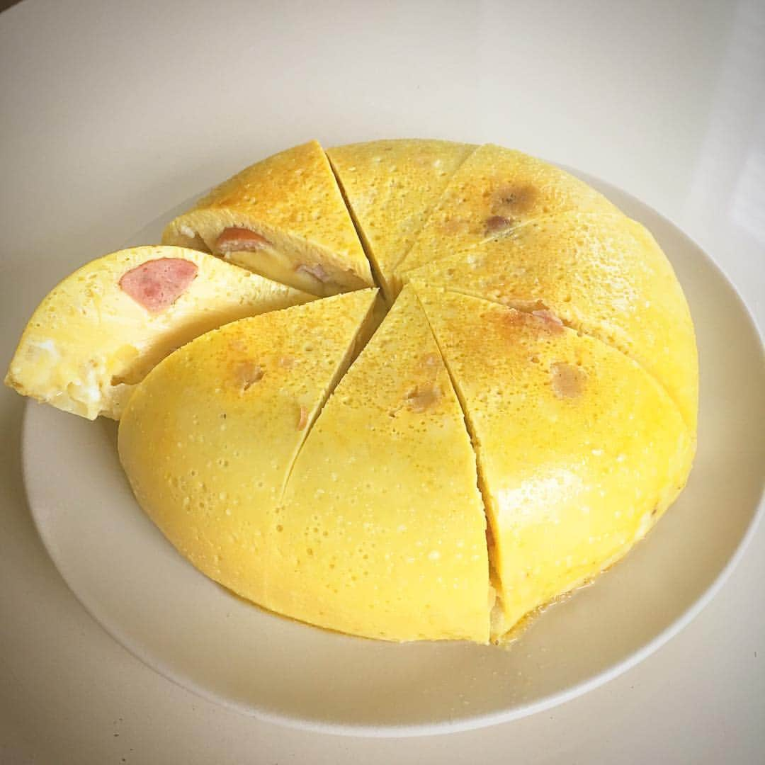 吉田沙織さんのインスタグラム写真 - (吉田沙織Instagram)「Omelette with rice cooker.  #lazycooking」9月11日 9時40分 - saoriyoshida22