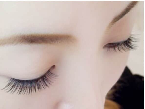 BeautySpaceO maico. ♠️eyelashsalonのインスタグラム：「JCカール♡太さ0.15♡長さ9.10.11ミリ♡ 片目８０本入ってます╰(*´︶`*)╯♡ ブライダルに人気です♡ #マツエク #名古屋マツエク人気 #まつ毛パーマ #まつ毛カール #まつげ #ブライダル #まつエクデザイン #国際センター #名古屋マツエクサロン #まつげ美容液#名古屋マツエク人気 #名古屋まつげパーマ#ootd #名古屋まつ毛パーマ #仲間 #cute #カラー #beauty#beautyspaceo #フラットラッシュ#まつ毛パーマ」
