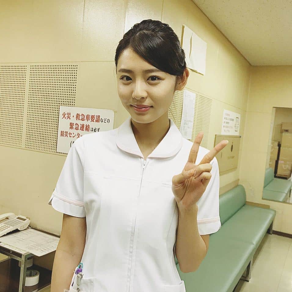 金曜ドラマ コウノドリ さんのインスタグラム写真 金曜ドラマ コウノドリ Instagram コウノドリ新レギュラー古畑星夏ちゃんクランクイン Nicuの看護師さん役です コウノドリ ナース Nicu 新生児科 白衣の天使 猛特訓 完璧な看護師 新メンバー