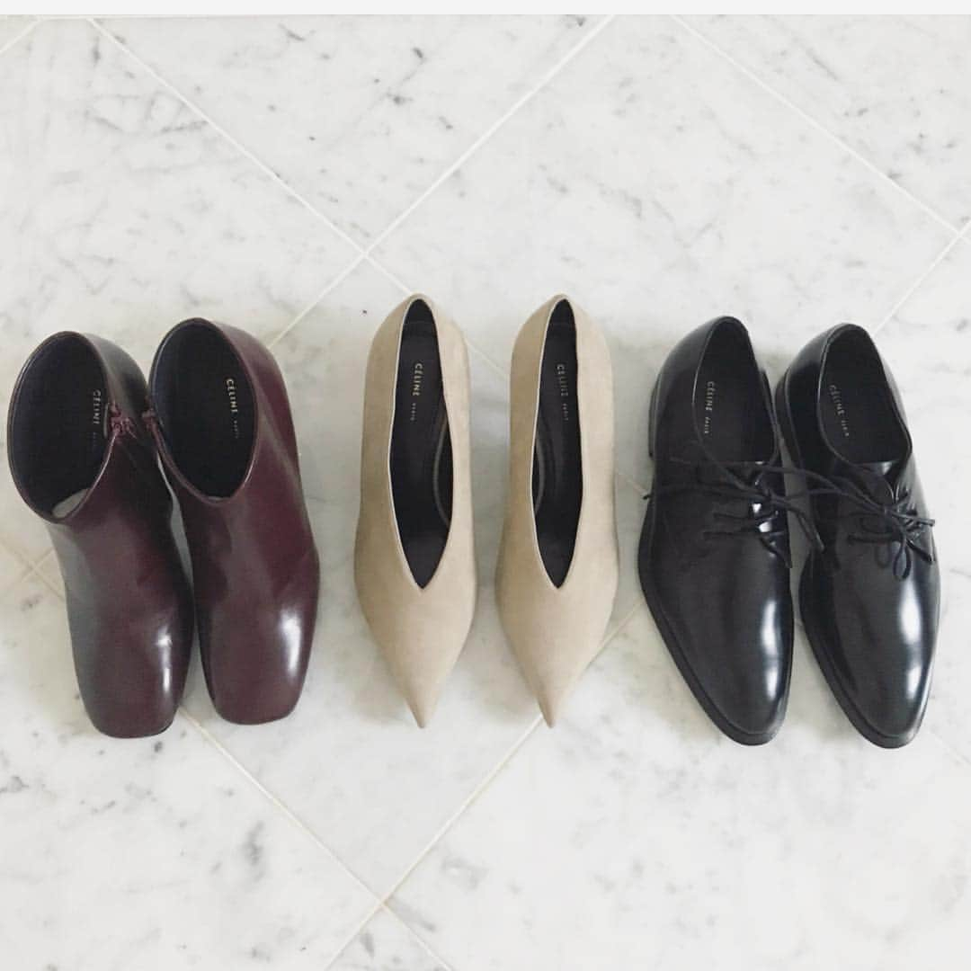 luna_mwのインスタグラム：「夏は何処へ？ 秋冬準備前にクローゼット整理。 ＊ ＊ ＊ #celine #celineparis #celineshoes」